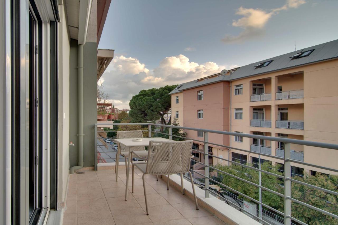 All Seasons Luxury Suites1 Янина Экстерьер фото