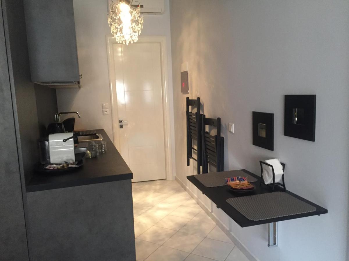 All Seasons Luxury Suites1 Янина Экстерьер фото