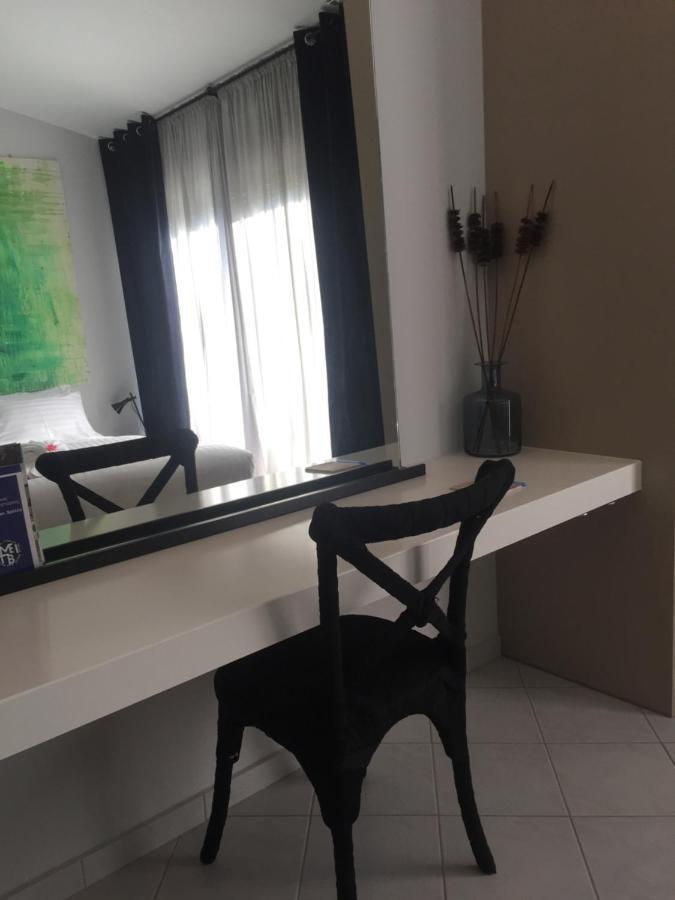 All Seasons Luxury Suites1 Янина Экстерьер фото